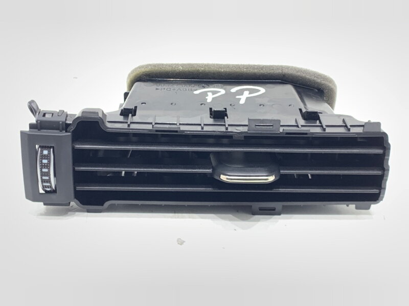 Mriežka ventilácie pravá predná Audi A4 B9 (8W2, 8WC) 2015 - 2022