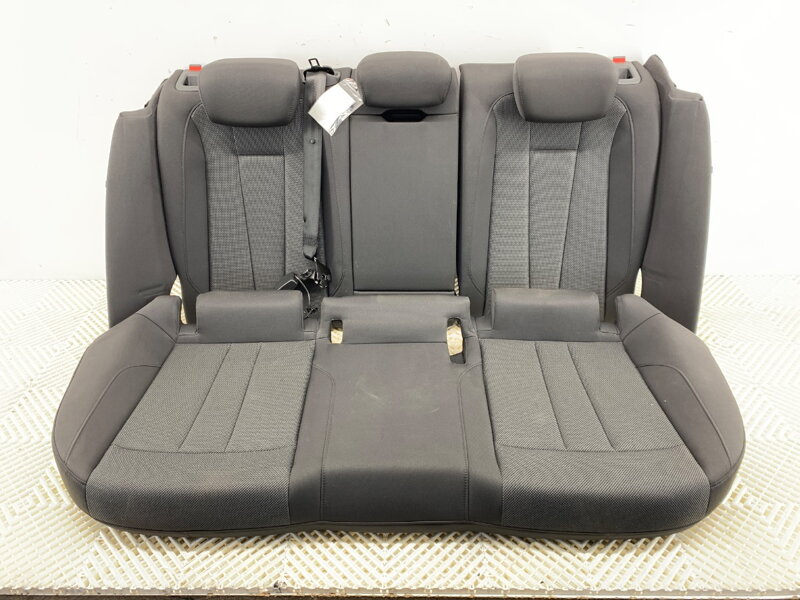 Lavica / sedačka druhý RAD Audi A4 B9 (8W2, 8WC) 2015 - 2022