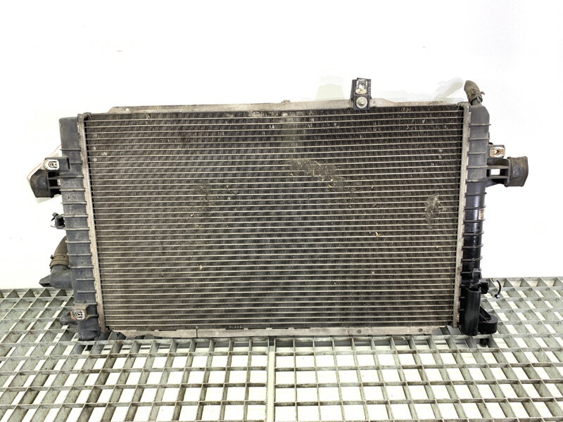 CHLADIČ VODY OPEL ASTRA H (A04) 2004 - 2014 13152319 CHLADIČ VODY OPEL ASTRA H (A04) 2004 - 2014 13152319