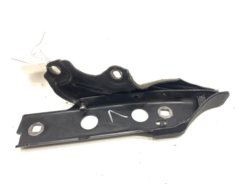 PÁNT KAPOTY ĽAVÝ PREDNÝ AUDI A6 C7 (4G2, 4GC) 2010 - 2018 4G8823301E