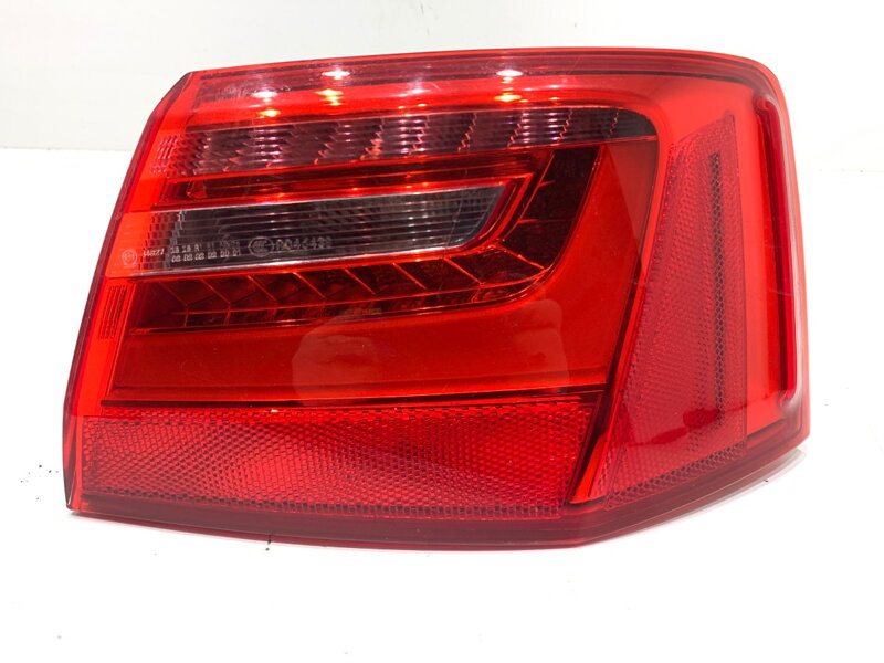 SVETLO PRAVÉ ZADNÉ AUDI A6 C7 (4G2, 4GC) 2010 - 2018 4G5945096A SVETLO PRAVÉ ZADNÉ AUDI A6 C7 (4G2, 4GC) 2010 - 2018 4G5945096A