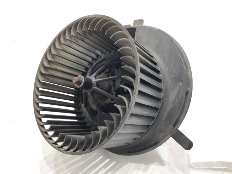 VENTILÁTOR KÚRENIA SKODA OCTAVIA II COMBI (1Z5) 2004 - 2013 1K1819015 VENTILÁTOR KÚRENIA SKODA OCTAVIA II COMBI (1Z5) 2004 - 2013 1K1819015