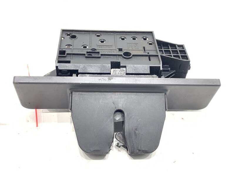 ZÁMOK VEKA BATOŽINOVÉHO PRIESTORU ZADNÝ OPEL VECTRA C (Z02) 2002 - 2009 495072894 ZÁMOK VEKA BATOŽINOVÉHO PRIESTORU ZADNÝ OPEL VECTRA C (Z02) 2002 - 2009 495072894