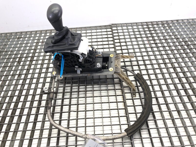 RIADIACA PÁKA VOLIČ PREVODOVKY AUDI Q7 (4LB) 2006 - 2016 4L1713041R