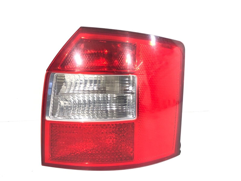 SVETLO PRAVÉ ZADNÉ AUDI A4 B6 AVANT (8E5) 2000 - 2005 SVETLO PRAVÉ ZADNÉ AUDI A4 B6 AVANT (8E5) 2000 - 2005