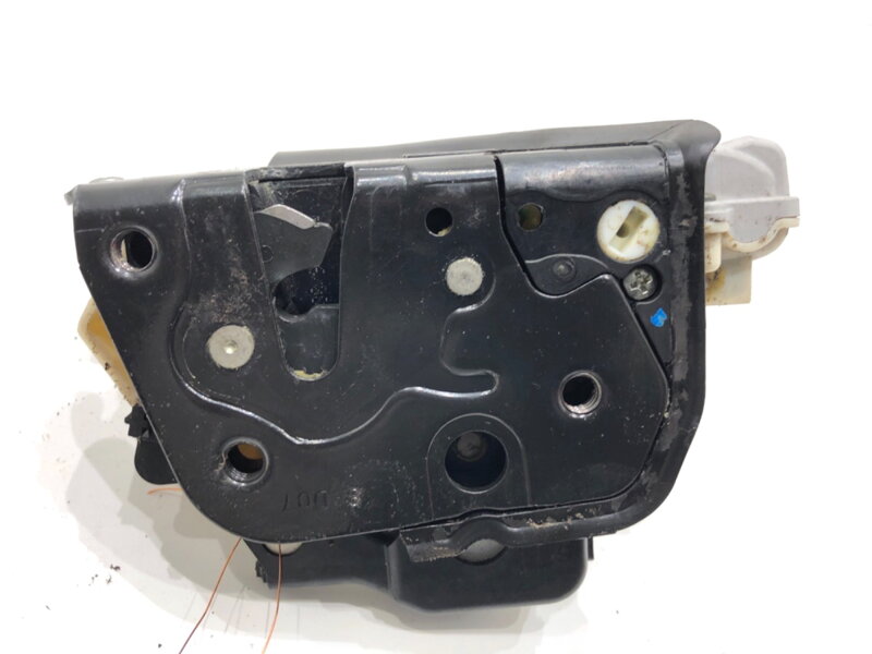 ZÁMOK DVERÍ PRAVÝ ZADNÝ AUDI A6 C6 (4F2) 2004 - 2011 4F0839016A ZÁMOK DVERÍ PRAVÝ ZADNÝ AUDI A6 C6 (4F2) 2004 - 2011 4F0839016A