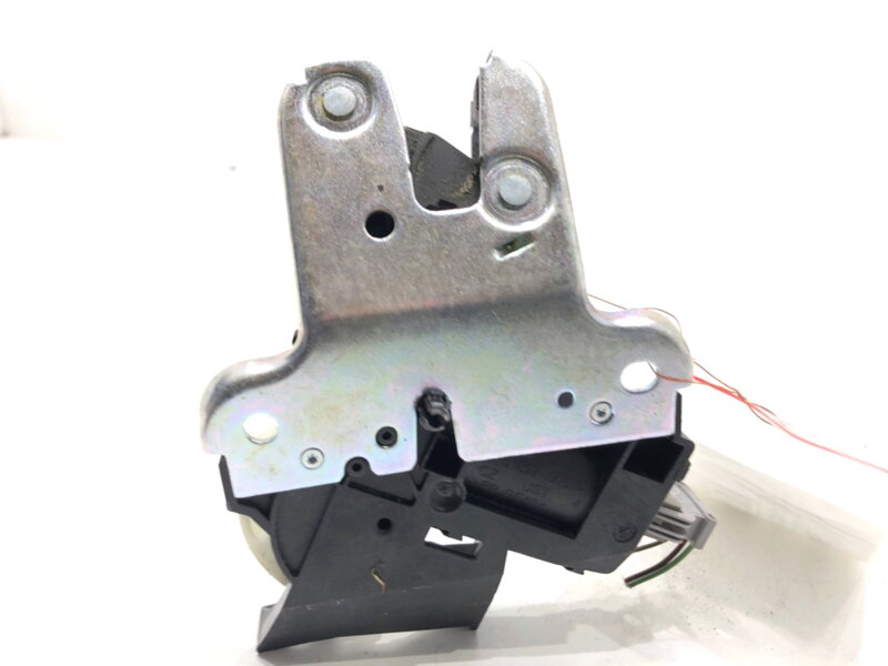 ZÁMOK VEKA BATOŽINOVÉHO PRIESTORU ZADNÝ AUDI A6 C6 (4F2) 2004 - 2011 4F5827505D