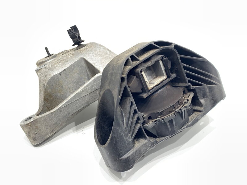 VANKÚŠ MOTORA ĽAVÝ RENAULT MEGANE IV SEDAN 2016 - 2022 112327345R VANKÚŠ MOTORA ĽAVÝ RENAULT MEGANE IV SEDAN 2016 - 2022 112327345R