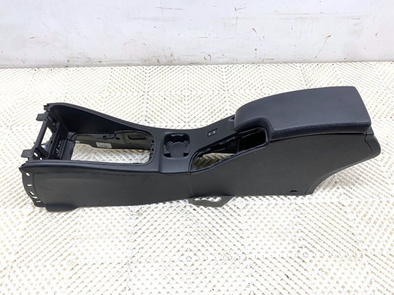 TUNEL STREDOVÝ RENAULT MEGANE CC (EZ0/1_) 2010 - 2022 TUNEL STREDOVÝ RENAULT MEGANE CC (EZ0/1_) 2010 - 2022