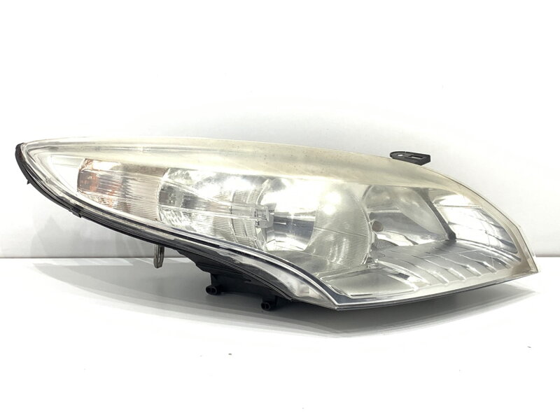 SVETLO PRAVÉ PREDNÉ RENAULT MEGANE CC (EZ0/1_) 2010 - 2022 260100017R SVETLO PRAVÉ PREDNÉ RENAULT MEGANE CC (EZ0/1_) 2010 - 2022 260100017R