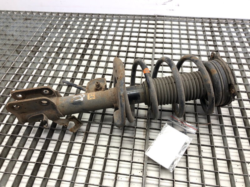 TLMIČ PRAVÝ PREDNÝ NISSAN LEAF (ZE0) 2010 - 2022