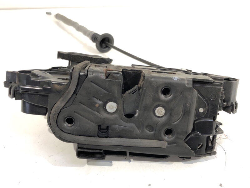 Zámok dverí ľavý predný Skoda Fabia III Kombi (NJ5) 2014 - 2022 5TB837015A