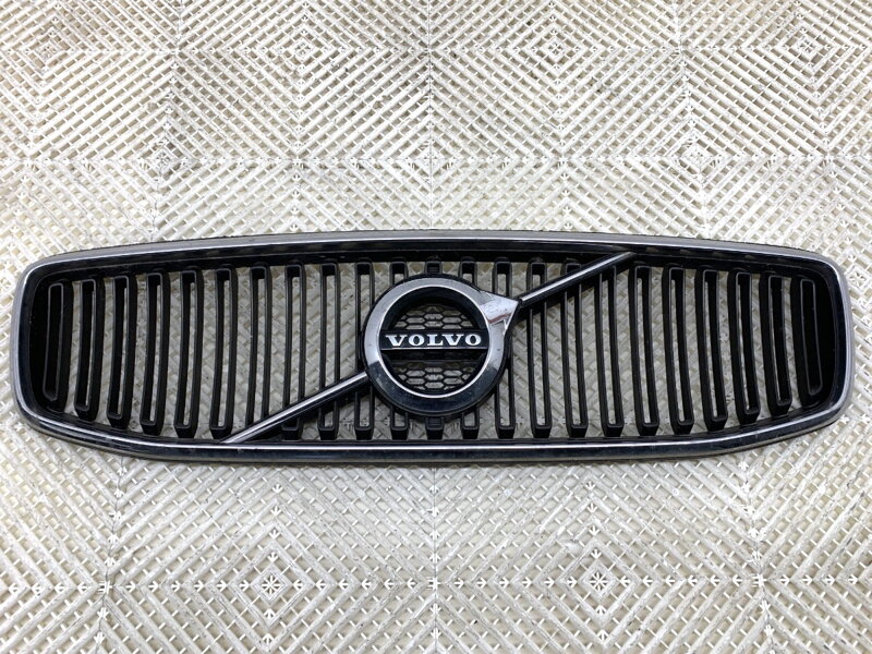 MASKA CHLADIČA GRILL VOLVO V90 II KOMBI (235, 236) 2016 - 2022 31425409 MASKA CHLADIČA GRILL VOLVO V90 II KOMBI (235, 236) 2016 - 2022 31425409