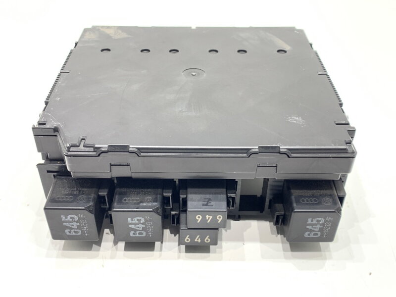 MODUL BORDNETZ VW PASSAT B7 (362) 2010 - 2015 3AA937087Q MODUL BORDNETZ VW PASSAT B7 (362) 2010 - 2015 3AA937087Q