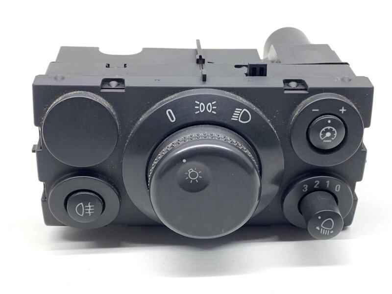 SPÍNAČ SVETIEL OPEL ASTRA H (A04) 2004 - 2014 13100136 SPÍNAČ SVETIEL OPEL ASTRA H (A04) 2004 - 2014 13100136