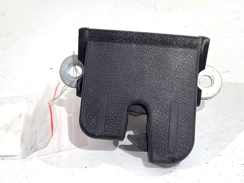 ZÁMOK VEKA BATOŽINOVÉHO PRIESTORU ZADNÝ VW GOLF VII (5G1, BQ1, BE1, BE2) 2012 - 2022 5G6827505C ZÁMOK VEKA BATOŽINOVÉHO PRIESTORU ZADNÝ VW GOLF VII (5G1, BQ1, BE1, BE2) 2012 - 2022 5G6827505C