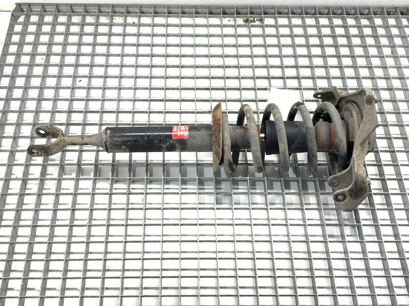 TLMIČ PRAVÝ PREDNÝ S PRUŽINOU AUDI A6 C5 (4B2) 1997 - 2005