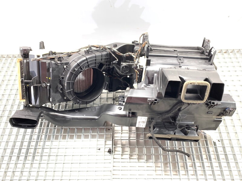 RADIÁTOR KÚRENIA AUDI A5 (F53, F5P) 2016 - 2022