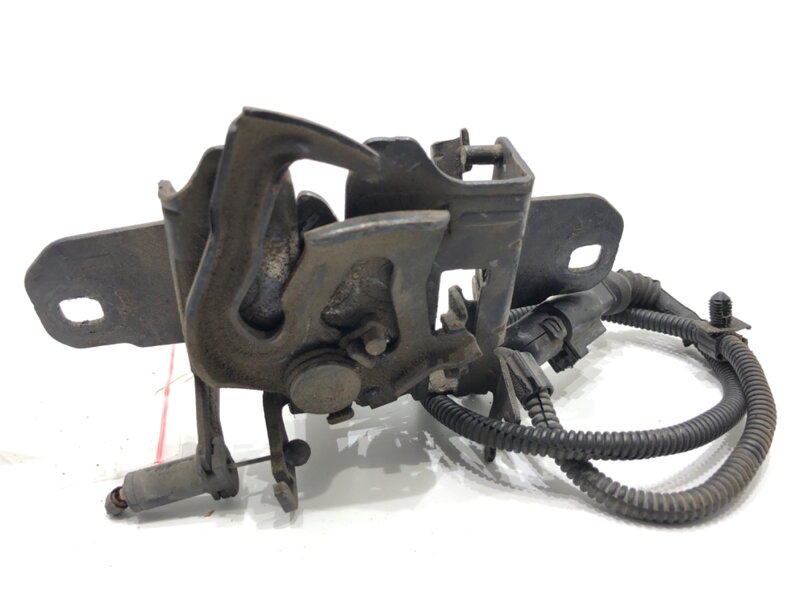 ZÁMOK KAPOTY PREDNÝ VW GOLF IV VARIANT (1J5) 1999 - 2006