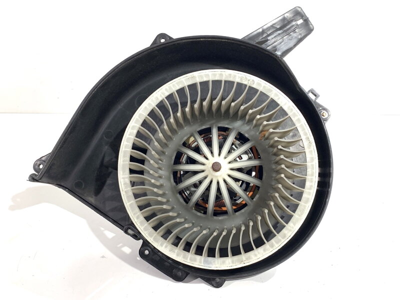 VENTILÁTOR KÚRENIA VW POLO (9N_, 9A_) 2001 - 2014 8EW009157 VENTILÁTOR KÚRENIA VW POLO (9N_, 9A_) 2001 - 2014 8EW009157