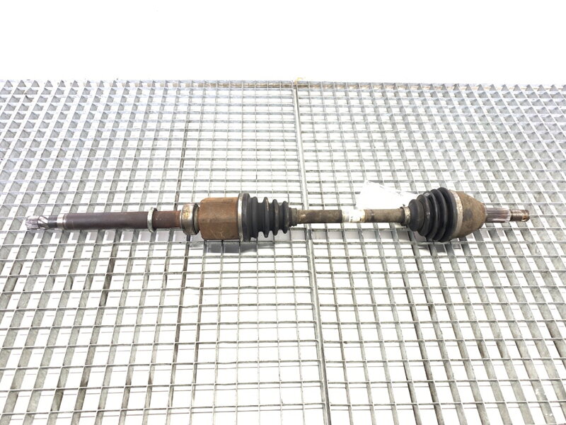 Poloos pravá predná Nissan Juke (F15) 2010 - 2022