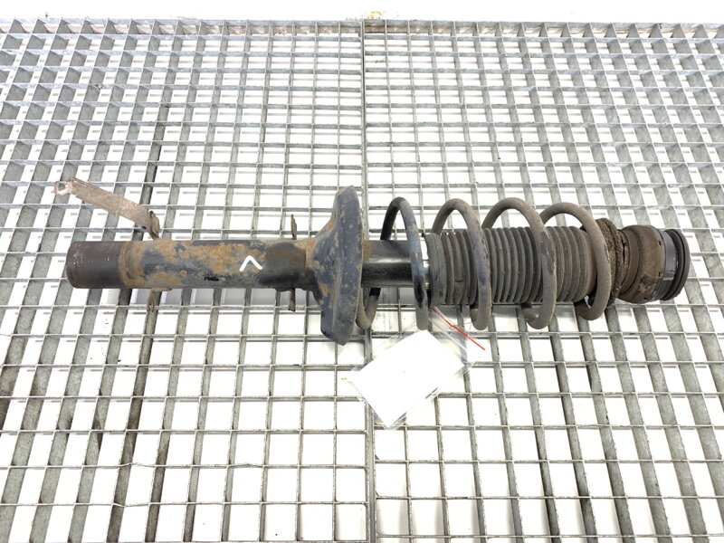 TLMIČ ĽAVÝ PREDNÝ S PRUŽINOU VW GOLF IV (1J1) 1997 - 2008