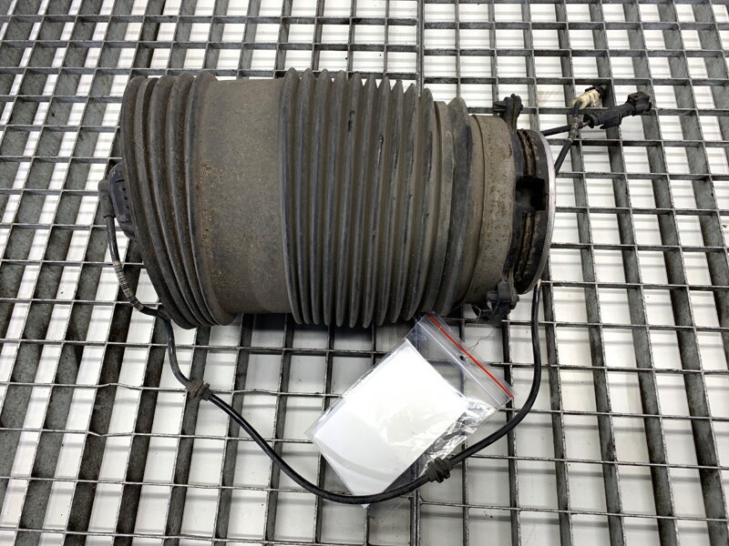 VZDUCHOVÝ VANKÚŠ PRAVÝ ZADNÝ MERCEDES-BENZ CLS (C257) 2017 - 2022 A2133280200