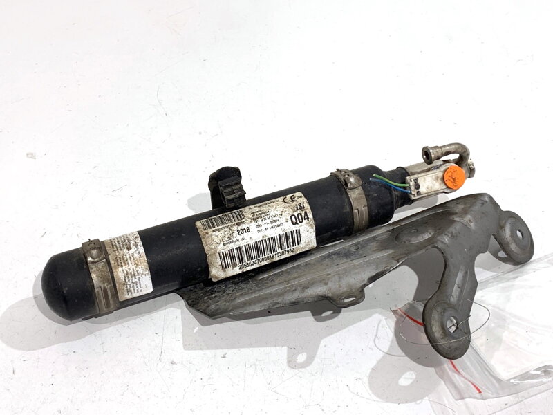 GAŚNICA VÝFUKU MOTORA VEKA / KRYTY MERCEDES-BENZ CLS (C257) 2017 - 2022 2058604700