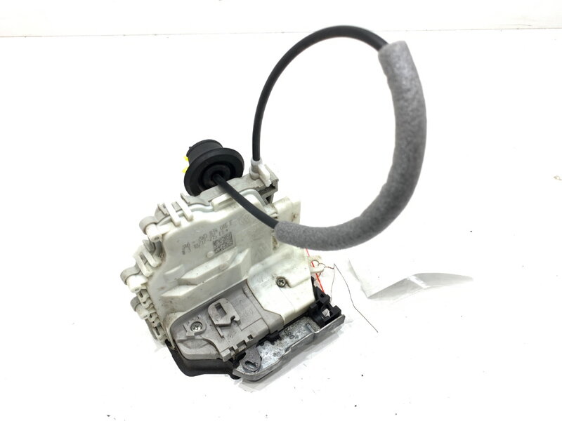 Zámok dverí pravý zadný Audi A4 B9 Avant (8W5, 8WD) 2015 - 2025 8X0839016E