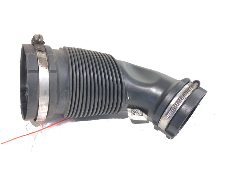 Vzduchové potrubie Audi A4 B9 Avant (8W5, 8WD) 2015 - 2025 04L129661B