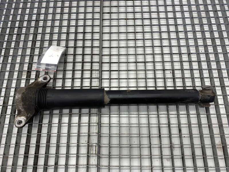 TLMIČ ĽAVÝ ZADNÝ JAGUAR XF II (X260) 2015 - 2022