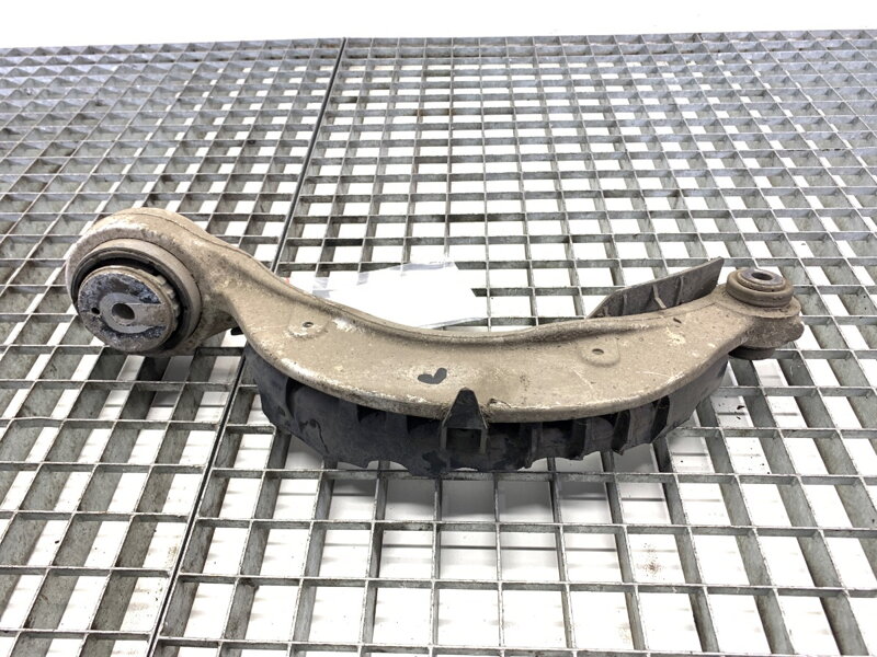 Rameno ľavé predné Jaguar XF II (X260) 2015 - 2022 GX73-3C256