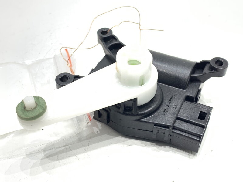 MOTOR RADIÁTORA KÚRENIA JEEP CHEROKEE (KL) 2013 - 2022 AA113800-3800