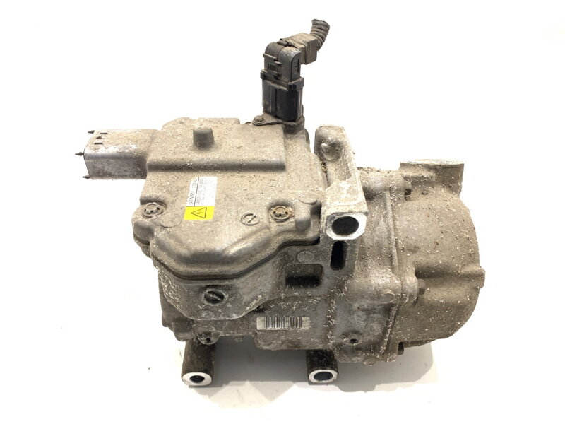 Kompresor klimatizácie Toyota Auris Kombi (_E18_) 2013 - 2018 042200-1330