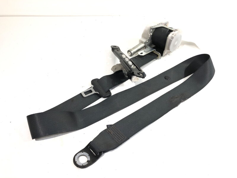 BEZPEČNOSTNÝ PÁS ĽAVÝ PREDNÝ TOYOTA AURIS KOMBI (_E18_) 2013 - 2018