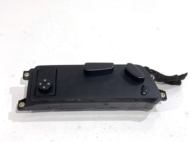 PREPÍNAČ SEDADLA PRAVÝ VW TOUAREG (7LA, 7L6, 7L7) 2002 - 2013 7L6959766