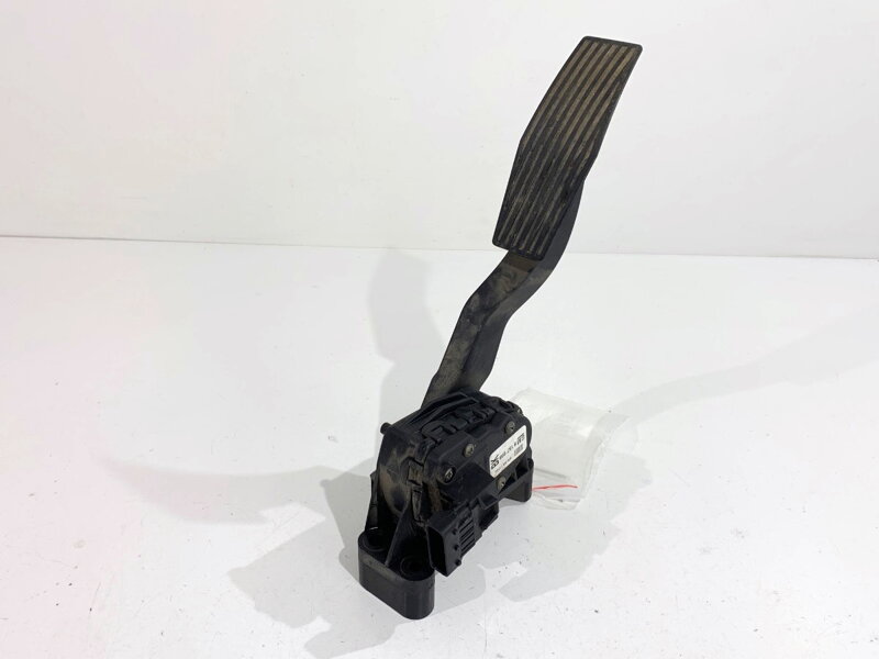 PLYNOVÝ PEDÁL OPEL ASTRA H KOMBI (A04) 2004 - 2014 9157998