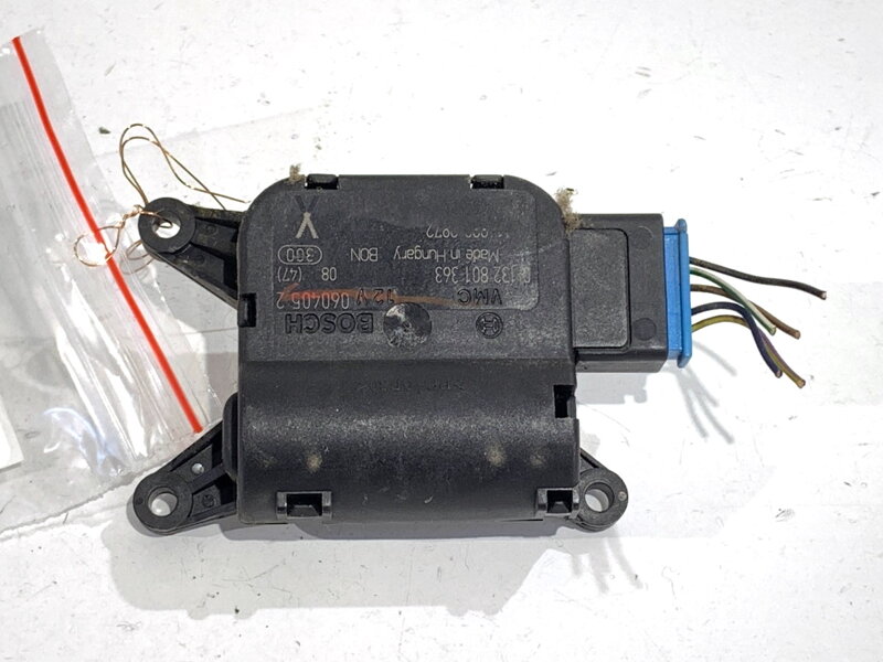 MOTOR RADIÁTORA KÚRENIA VW PASSAT B6 (3C2) 2005 - 2010 0132801363