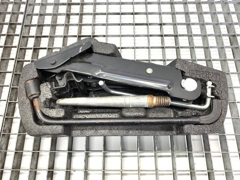 Sada náradia VW Golf V (1K1) 2003 - 2010 243967