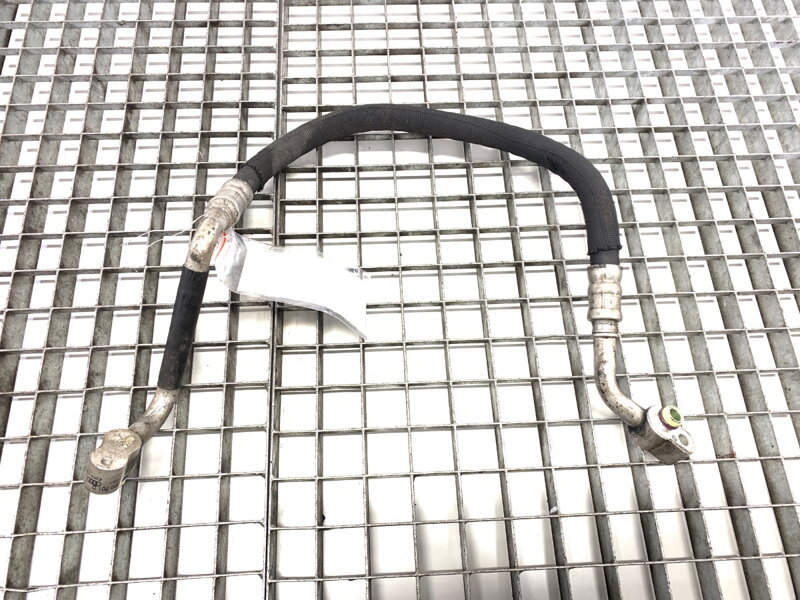 Hadica klimatizácie Audi A4 B8 (8K2) 2007 - 2015 8K0260701D