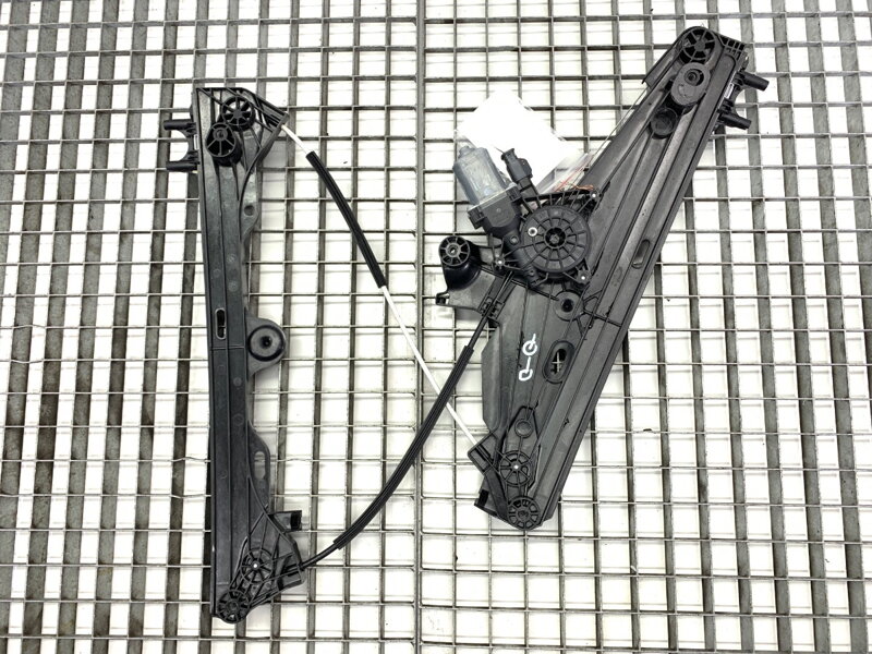 SŤAHOVAČKA OKNA PRAVÁ PREDNÁ PEUGEOT 308 SW III (FC_, FJ_, FR_, F4_) 2021 - 2022 9830815180