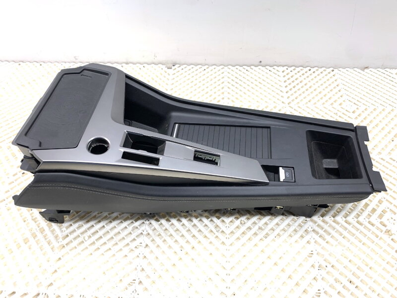 TUNEL STREDOVÝ PEUGEOT 308 SW III (FC_, FJ_, FR_, F4_) 2021 - 2022 9835860680