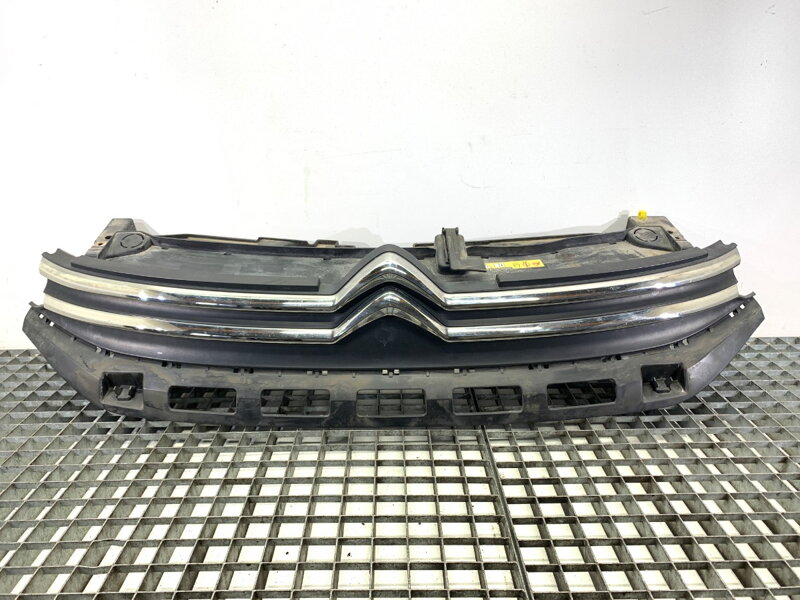 Maska chladiča grill Citroen C3 III (SX) 2016 - 2024 9812063477