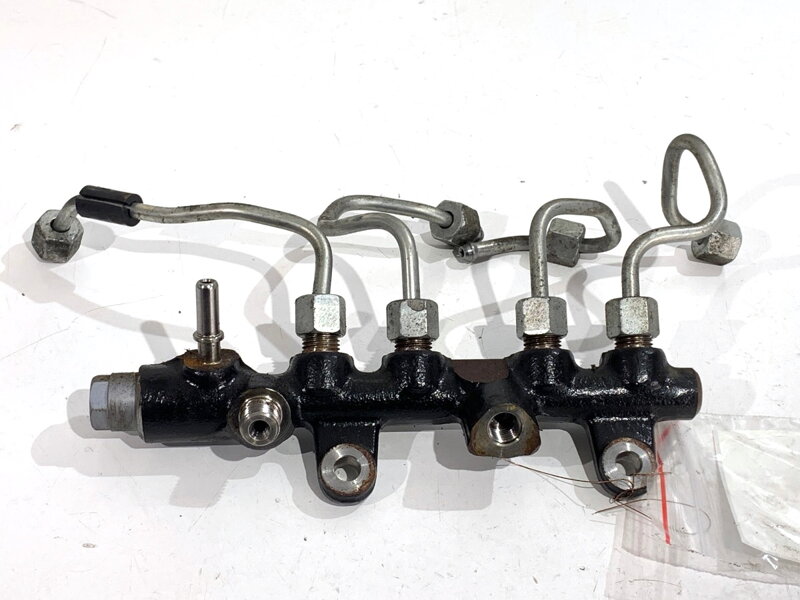 Rozdeľovač paliva Dacia Duster (HM_) 2017 - 2022