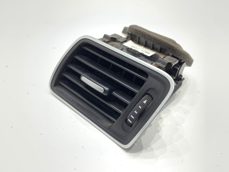 Mriežka ventilácie ľavá predná VW CC B7 (358) 2011 - 2016 3AB319701A