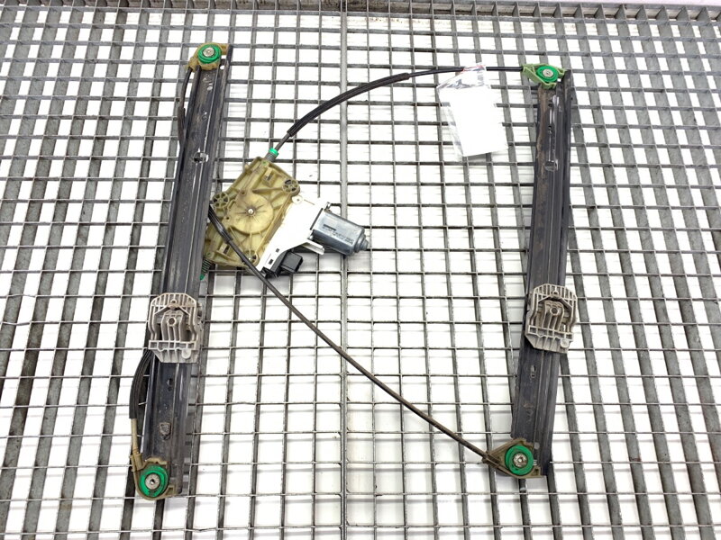 Sťahovačka okna ľavá predná Audi Q7 (4LB) 2006 - 2016 4L0959801B