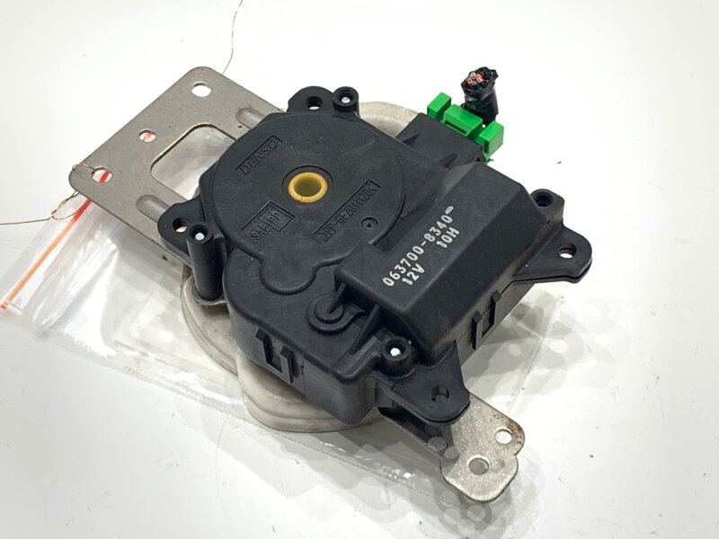 MOTOR RADIÁTORA KÚRENIA HONDA CR-V III (RE_) 2006 - 2022 063700-8340