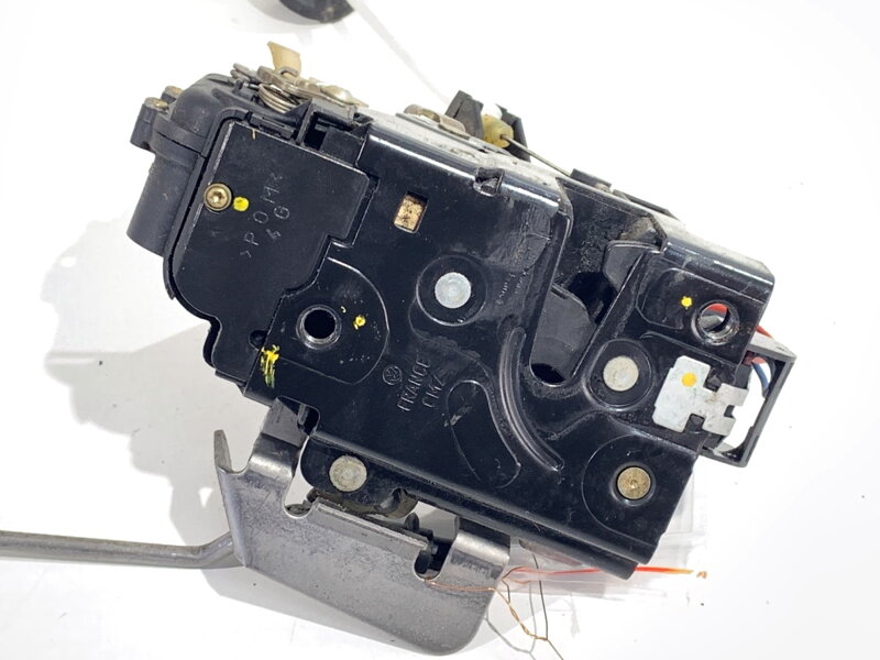 ZÁMOK DVERÍ ĽAVÝ PREDNÝ AUDI A4 B6 (8E2) 2000 - 2005 4B1837015B