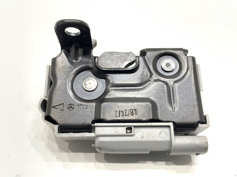 ZÁMOK KAPOTY PRAVÝ MERCEDES-BENZ GLE (V167) 2018 -