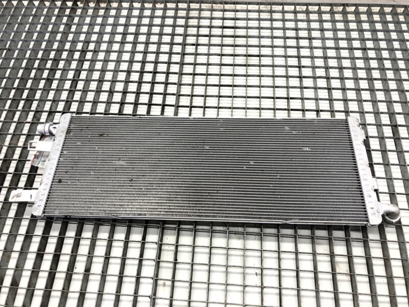 PRÍDAVNÁ CHLADIČ VODY MERCEDES-BENZ GLE (V167) 2018 - A1675000400